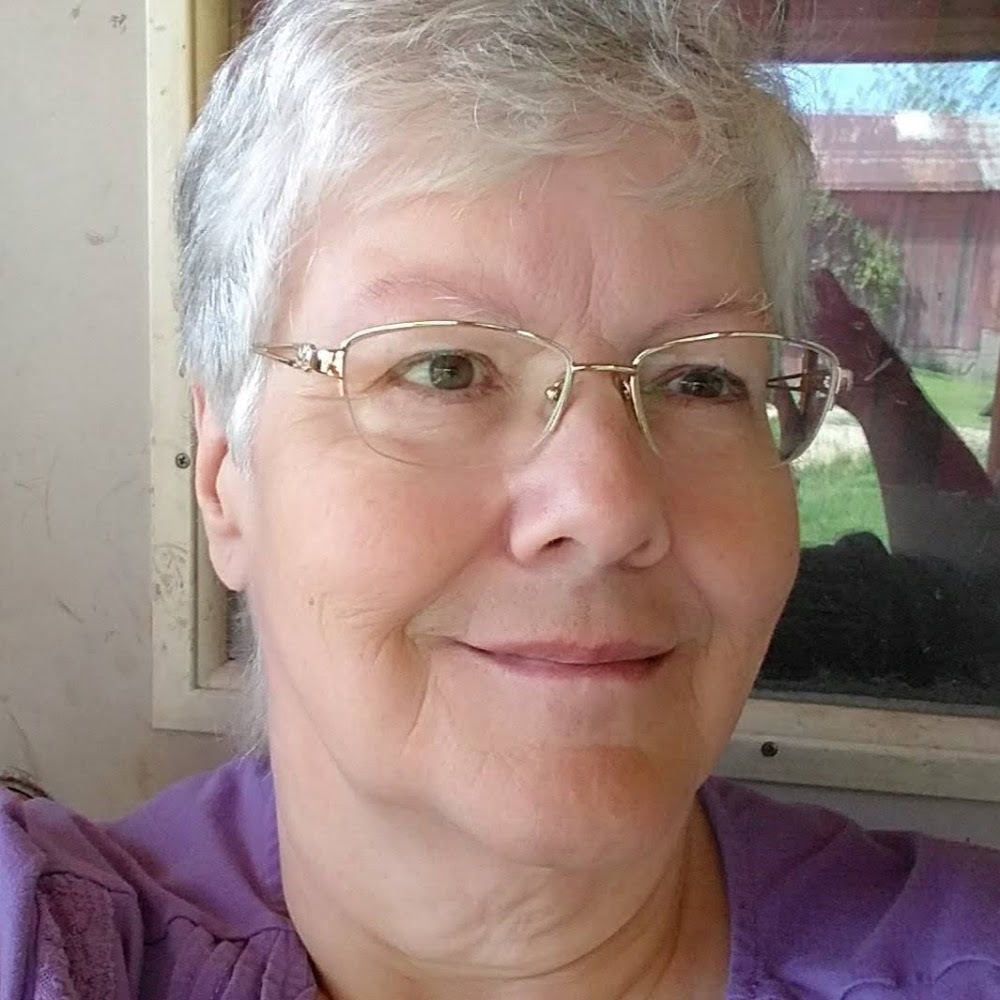 Meet your Posher, Debby